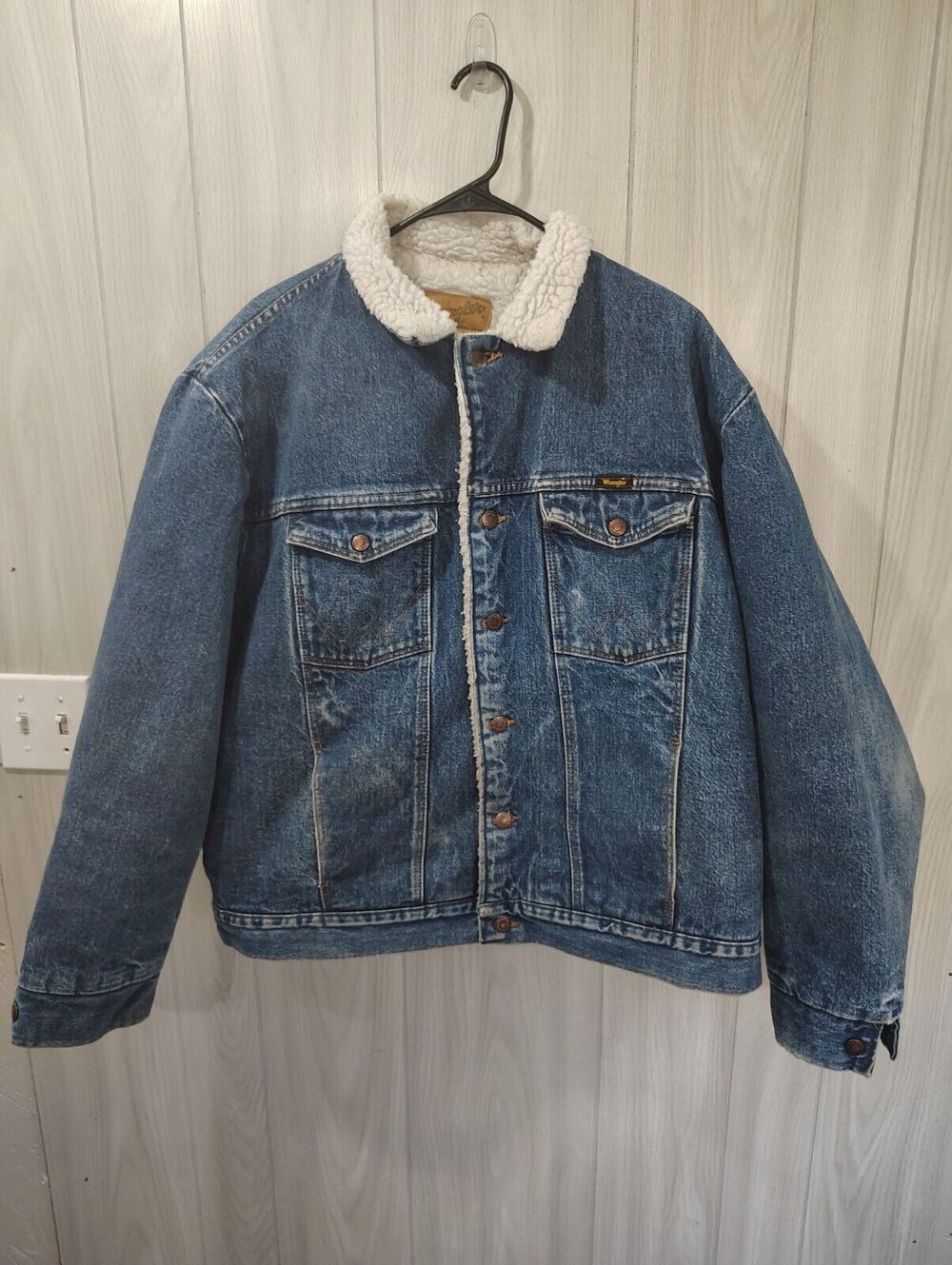 Men's Wrangler Sherpa Lined Denim Coat Trucker Shacket Button Front Farm Chore